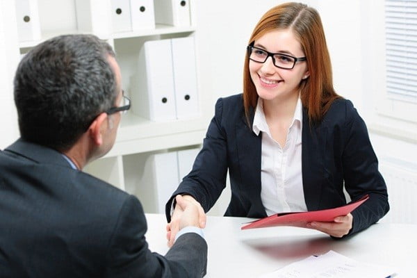 Sử dụng thành thạo tiếng Anh chuyên ngành Sales sẽ giúp tăng khả năng trúng tuyển của bạn